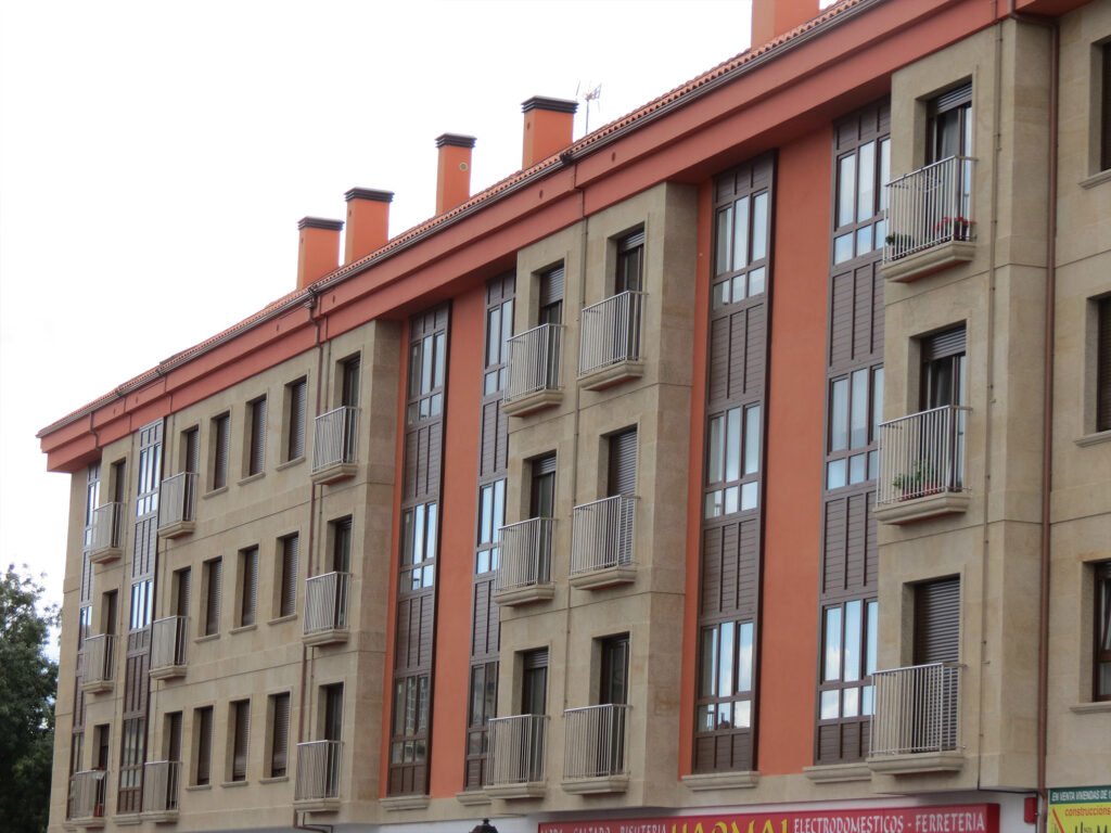 edificios con fachada de piedra 4