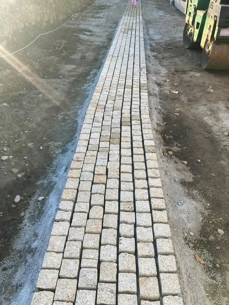 colocacion de adoquines de granito